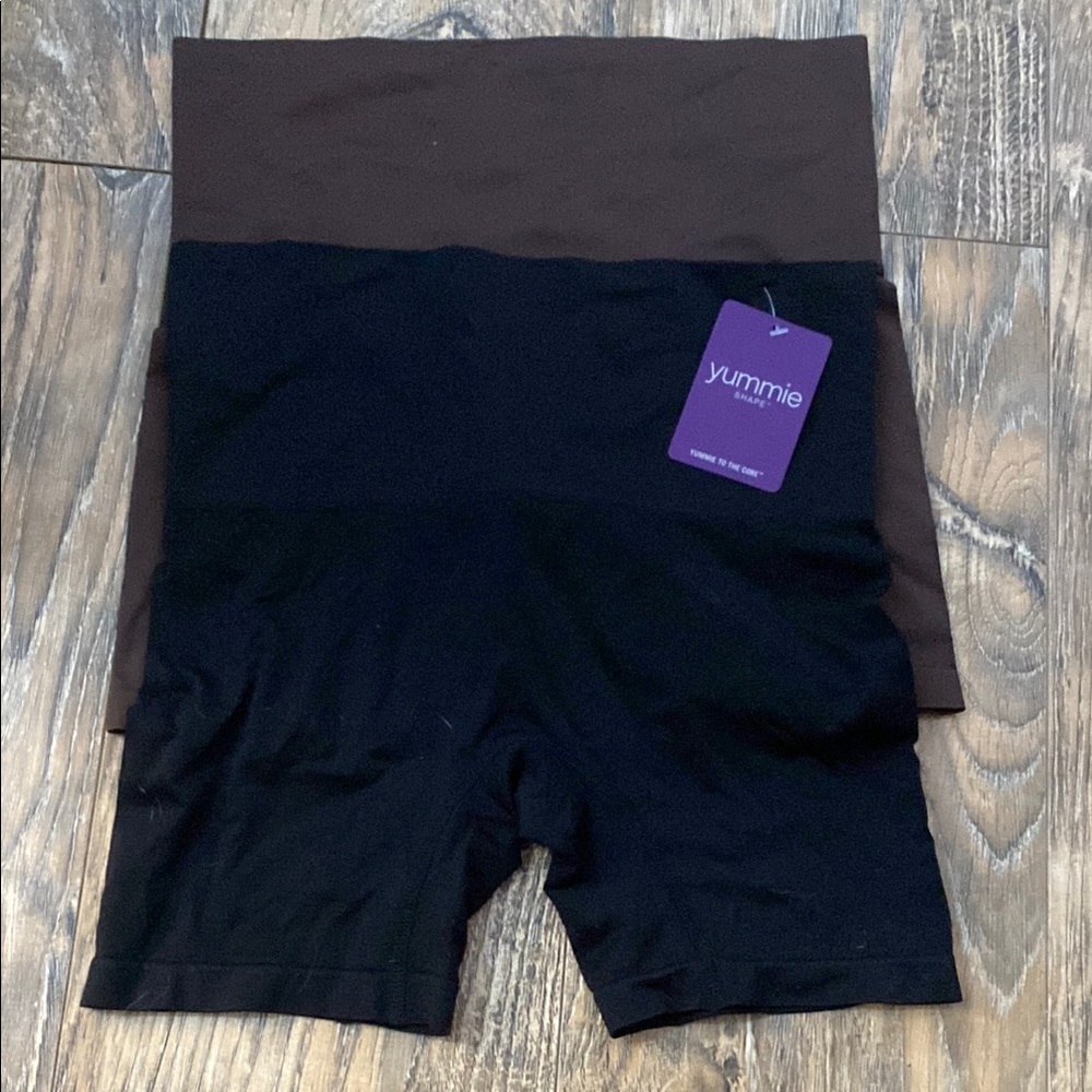 Yummie by Heather Thomson Black and Brown Shapewear Shorts